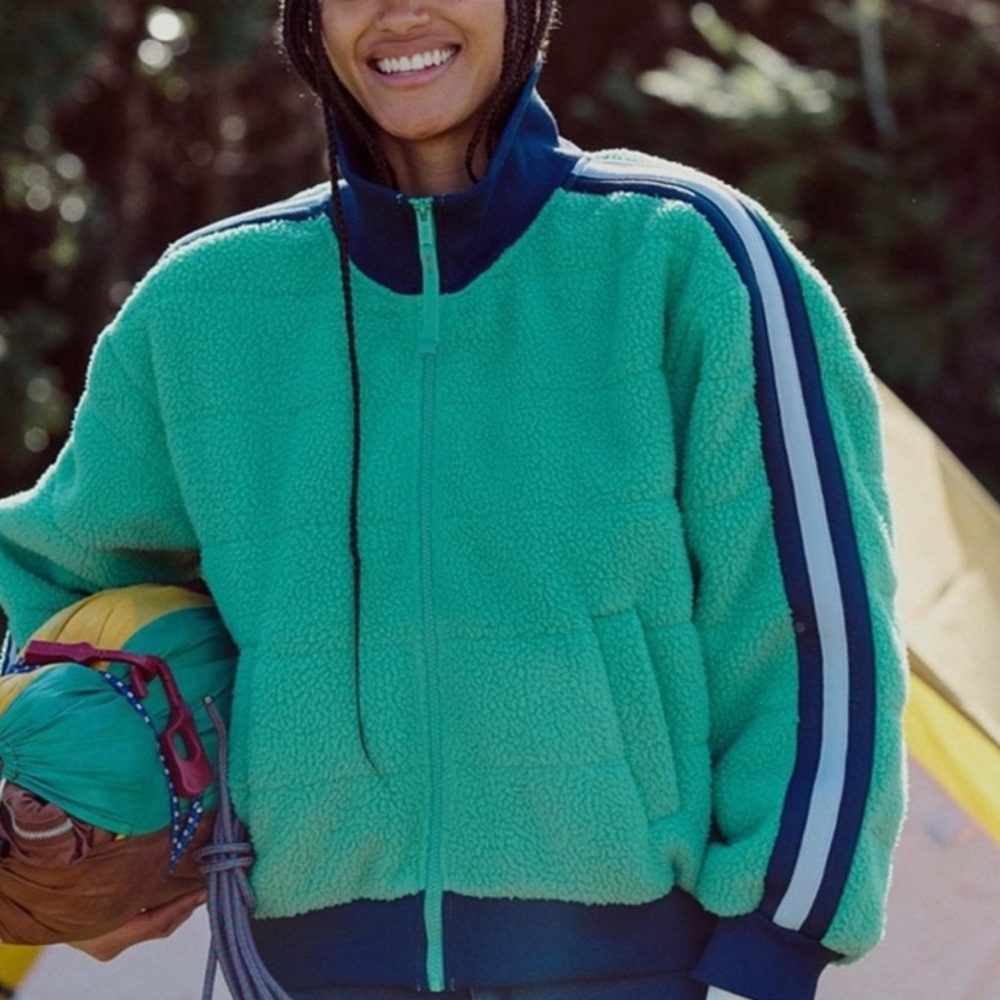 NWT Free People Women's Green Fleece Jacket with Blue Accents Small